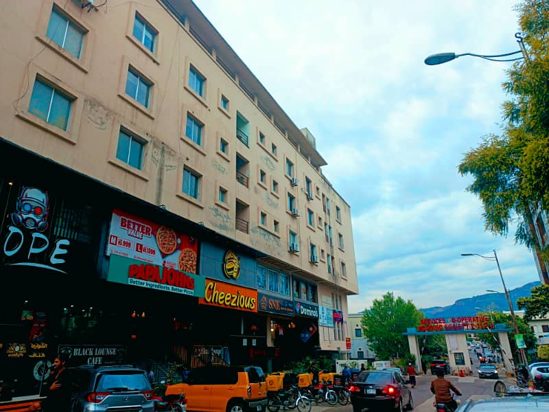 Book Your Room on Daily Basis WiFi, AC, and 24/7 Security 2
