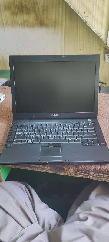DELL LATITUDE E6400 0