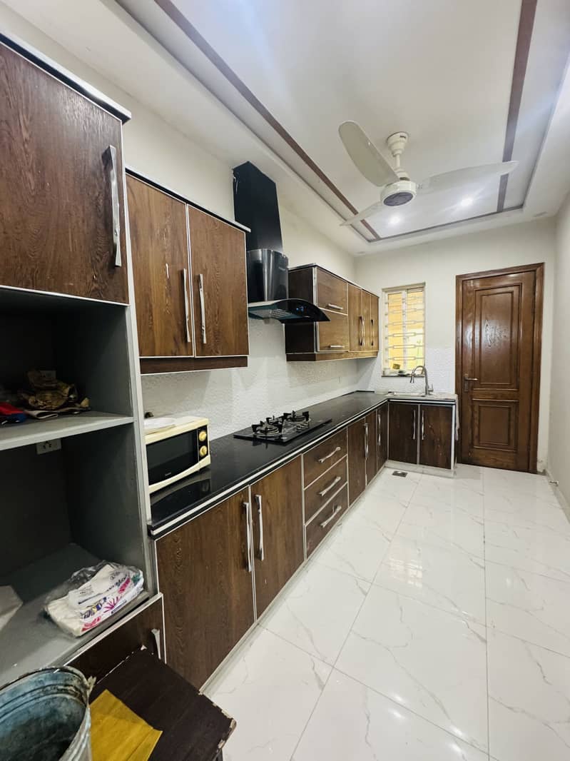 Buy A 10 Marla House For Sale In Green City 14