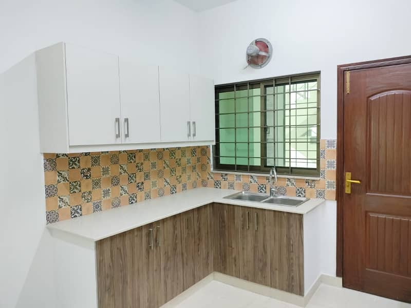 7 Marla 5 Bedroom Modern House For Sale 5