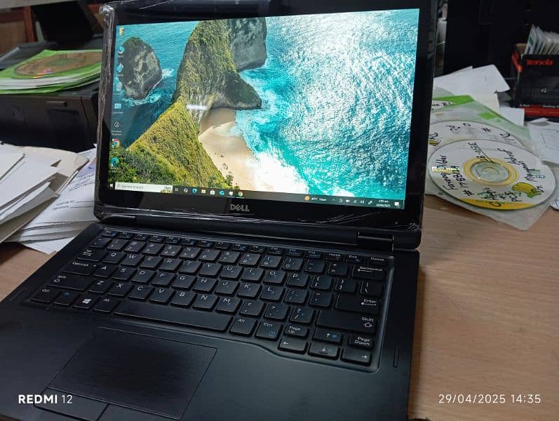 Dell Latitude 5289 touch , 360 rorate 7th gen, 256GB 0