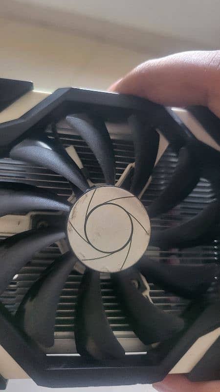 MSI GEFORCE GTX 1050 2GB OC no display 4