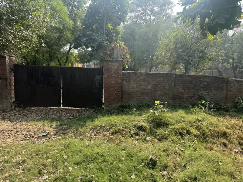 2 Kanal Plot Near To Park And Commercial Market 5