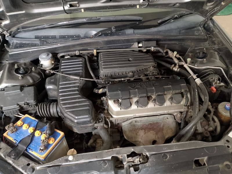 Honda Civic Prosmetic 2003 Automatic 5