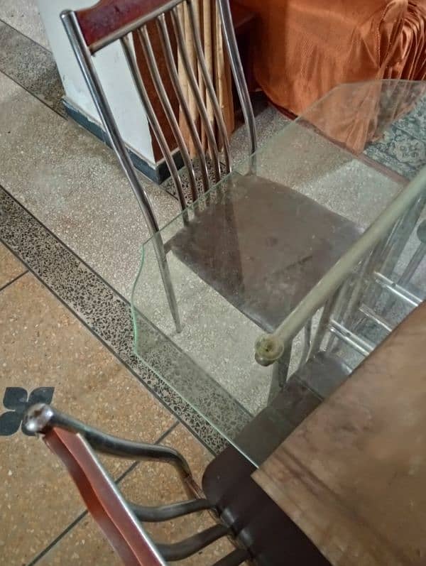 dinning table 0