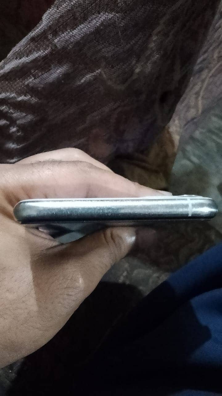 11 pro max 256 PTA Approved 0