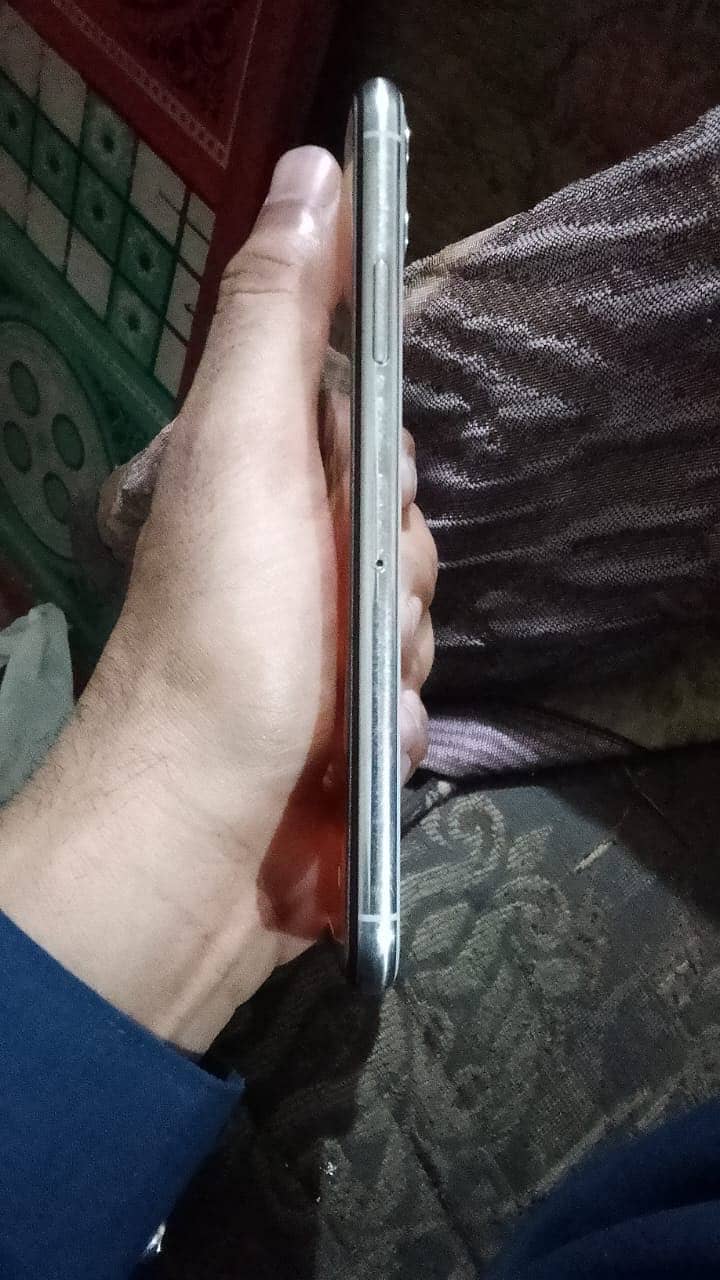 11 pro max 256 PTA Approved 7