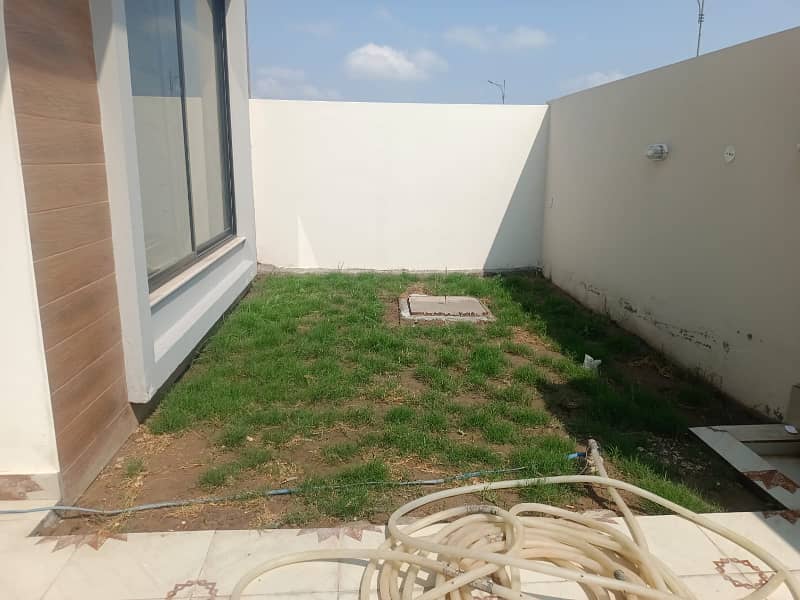 Brand New House In Ivy Green Full Basement 2