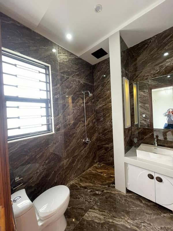 Brand New House In Ivy Green Full Basement 3