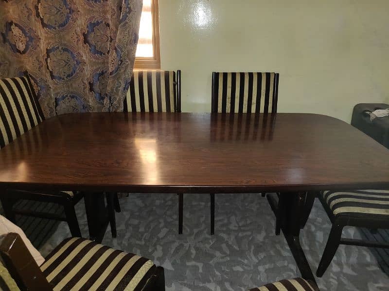 Dining table 6 seater 0