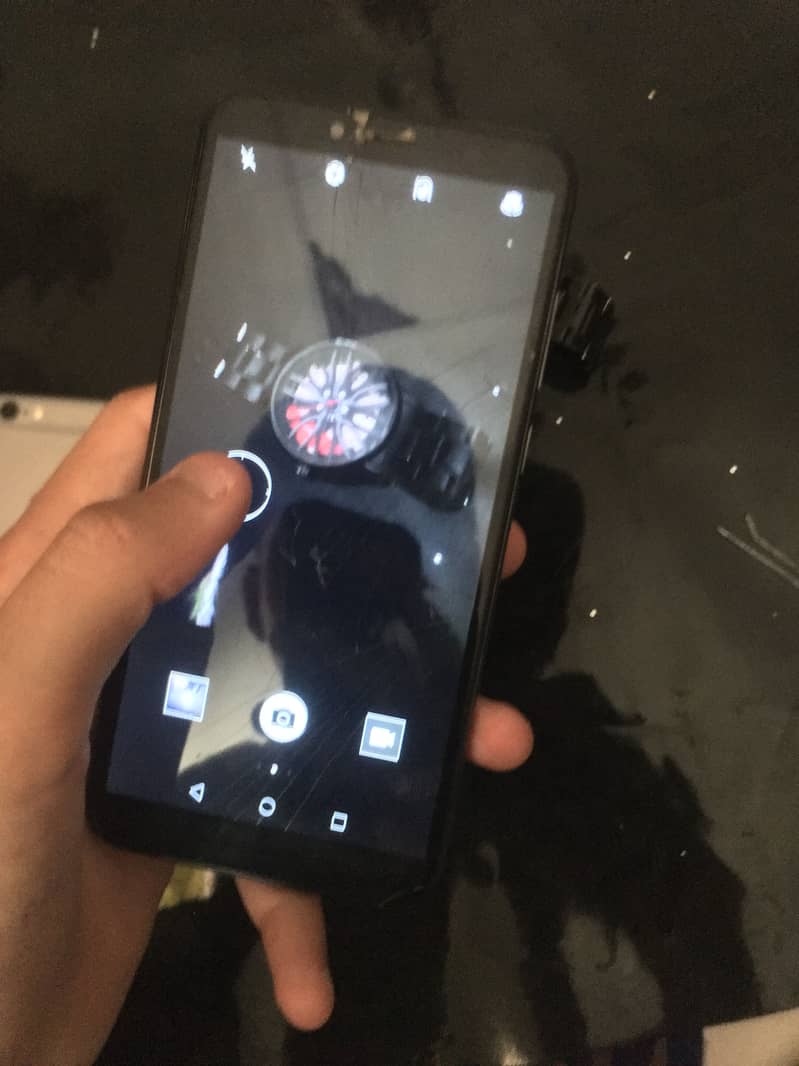 Huawei best phon for use  number pay call nahi karni plz 11