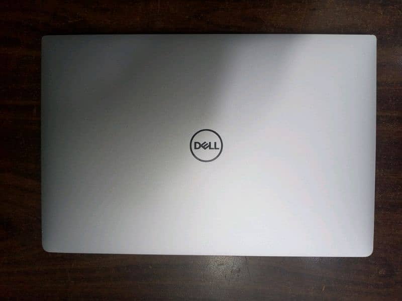 DELL XPS 14 0