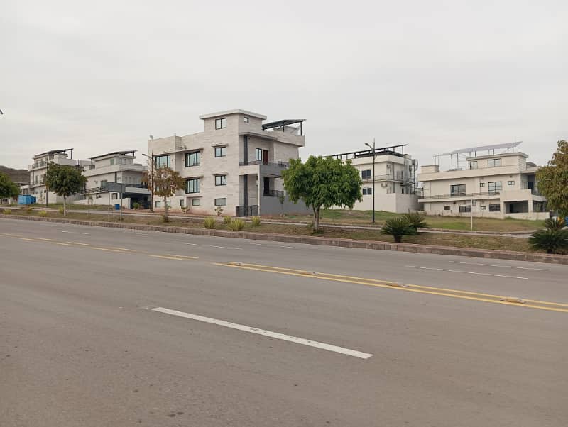 10 Marla Possessionable Plot for Sale in Sector J, Bahria Enclave Islamabad 9