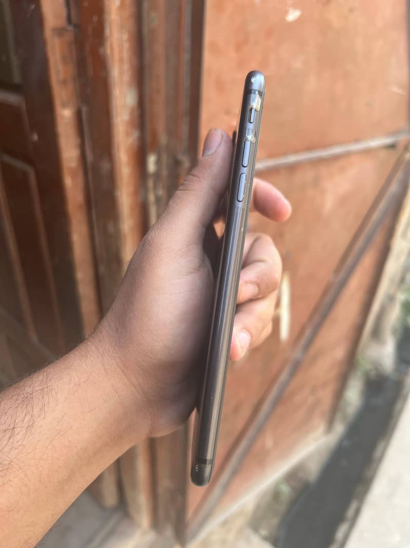 iPhone 8plus 6
