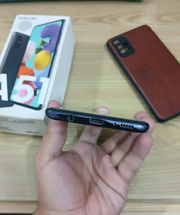 Samsung A51  6 /128 10/10 Condition 5