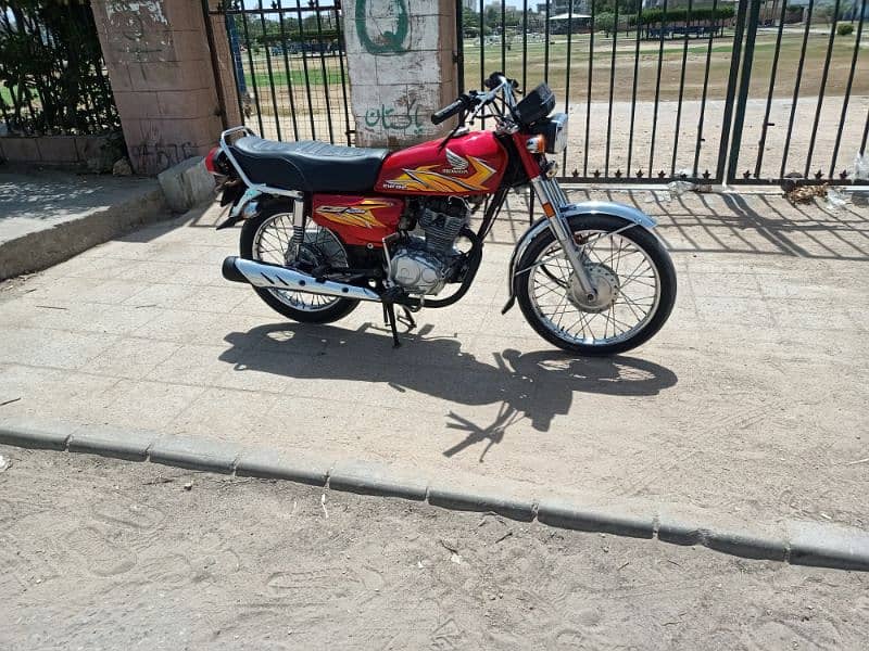 HONDA 125/ 2020/10/29 GOOD CONDITION GENUINE ENGINE HAI NUMBER DADU 0