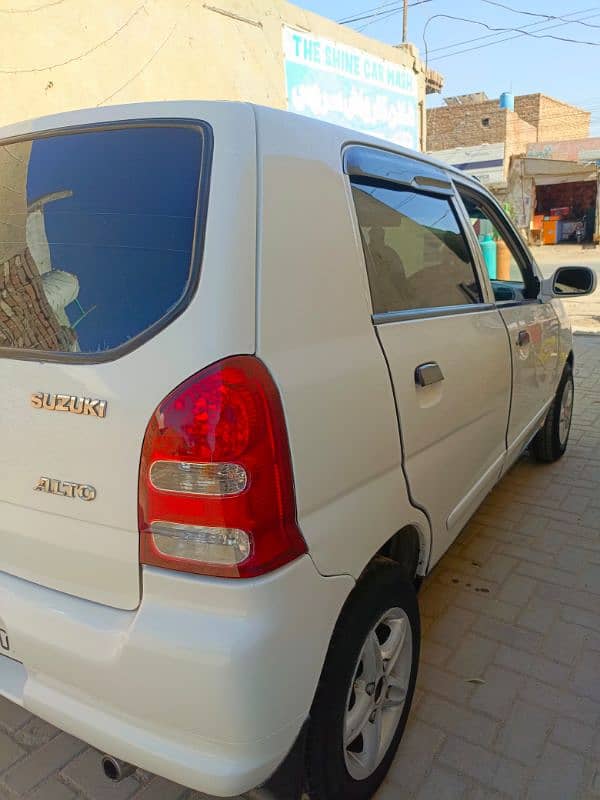 Suzuki Alto 2012 3