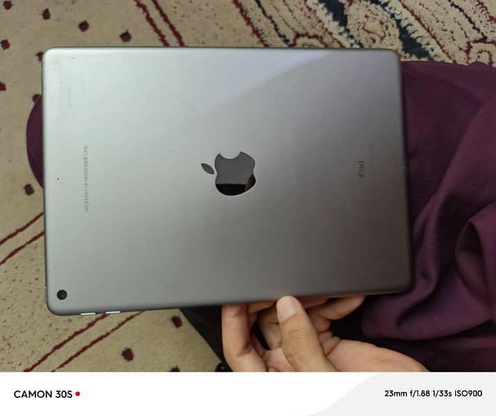 Ipad 6th generation 128 GB only 1pcs left 0