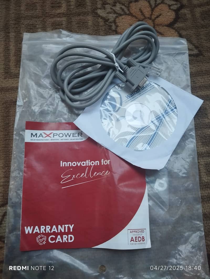 4KW Max Power Suntronic PV 5000 Solar Inverter condioion like new 3
