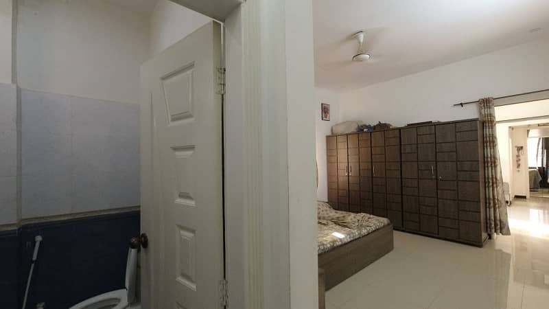 Portion For Sale Block-14 (corner) 21