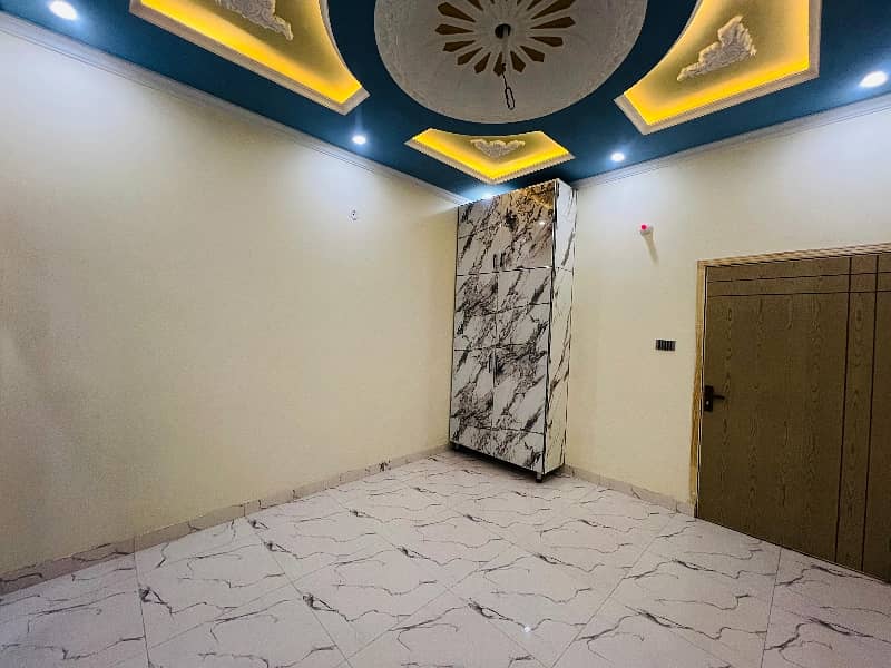 3.25 Marla Triple Story Brand New In Shah Kamal Wahdet Road Opp Neelam Block Iqbal Town Lahore 10