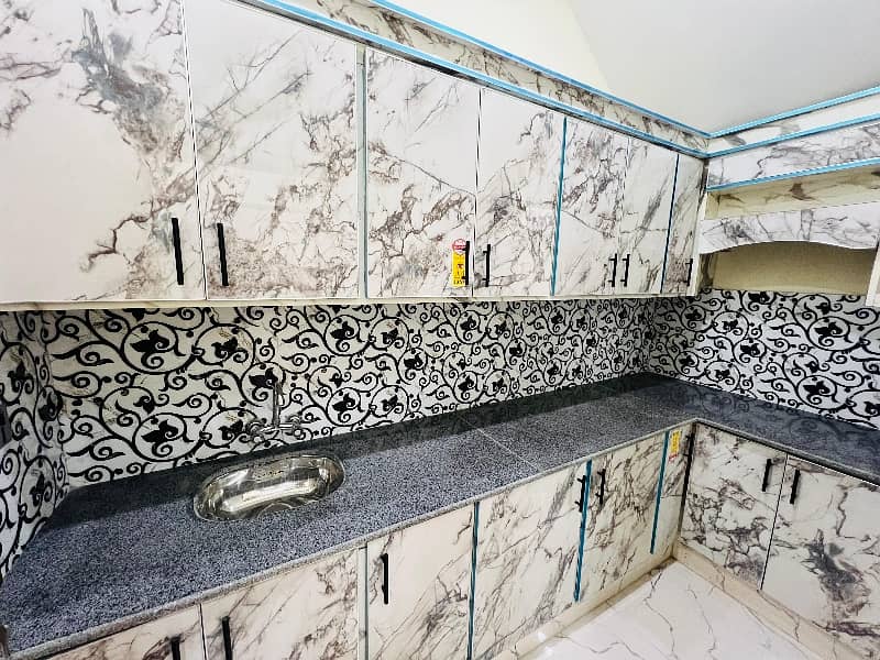 3.25 Marla Triple Story Brand New In Shah Kamal Wahdet Road Opp Neelam Block Iqbal Town Lahore 11