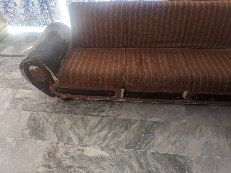 Original Price: ₹18,000  Final Price: ₹14,000 3