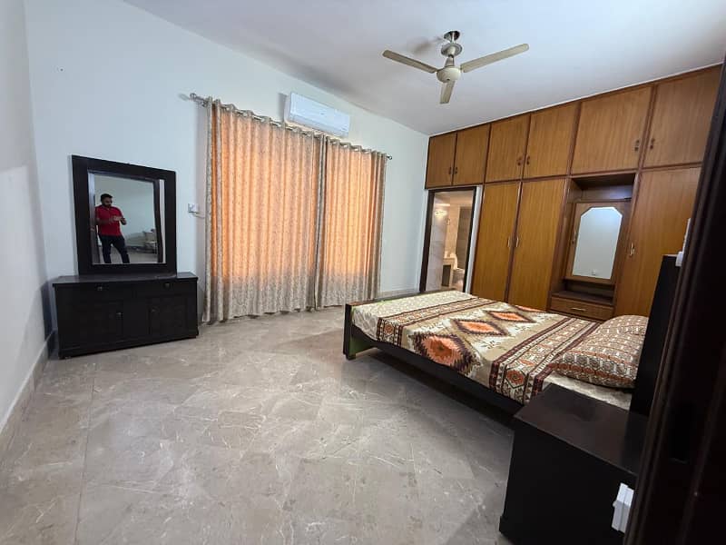 Fully Furnished 1 Kanal Upper Portion For Rent In H3 Johar Town Phase 2 Lahore Near Main Canal Road 13
