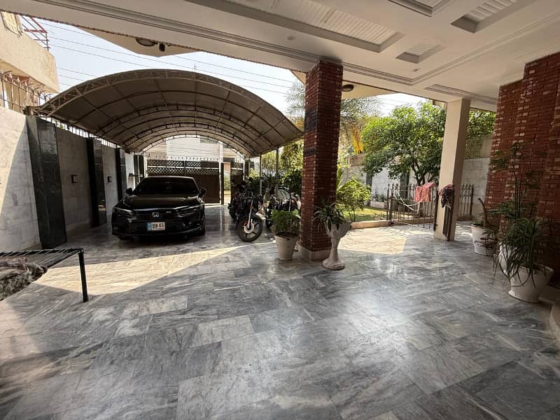 Fully Furnished 1 Kanal Upper Portion For Rent In H3 Johar Town Phase 2 Lahore Near Main Canal Road 25