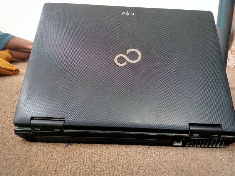 Fujitsu Lifebook s752 3