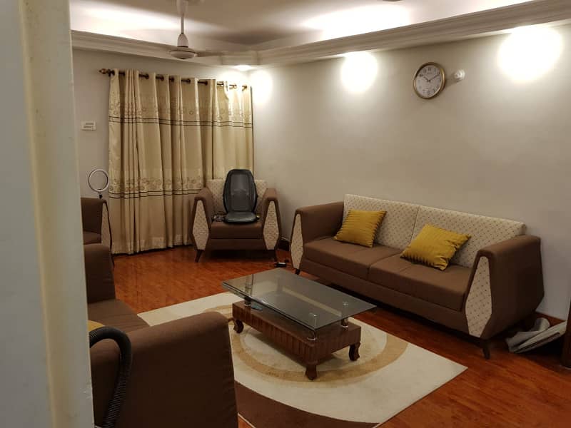 GROUND FLOOR Flat 2 BEDS DRAWING DINING BOUNDARY WALL 1