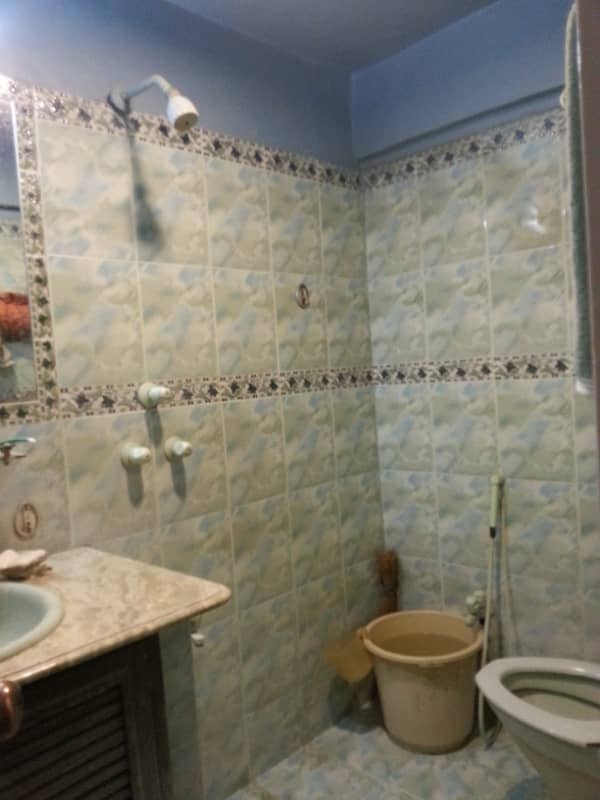 GROUND FLOOR Flat 2 BEDS DRAWING DINING BOUNDARY WALL 8
