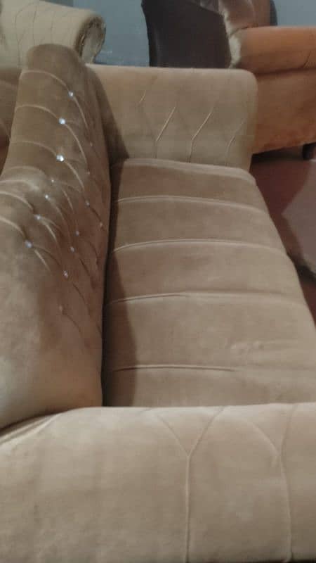Branded Sofas for Sale – Excellent Condition – Karachi 1