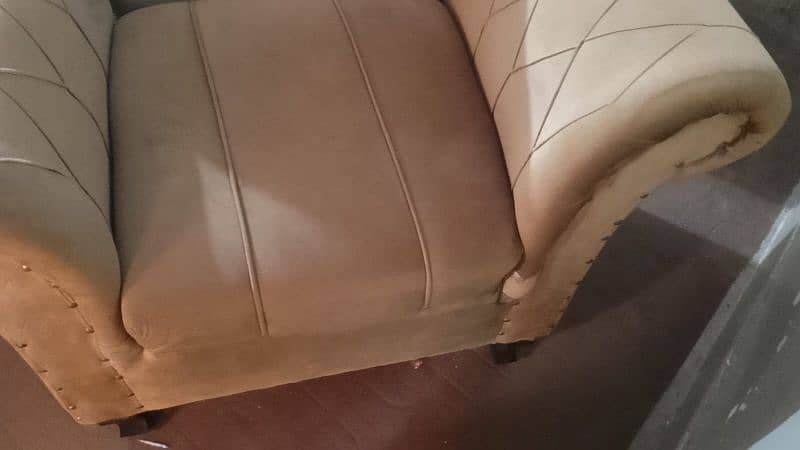 Branded Sofas for Sale – Excellent Condition – Karachi 3