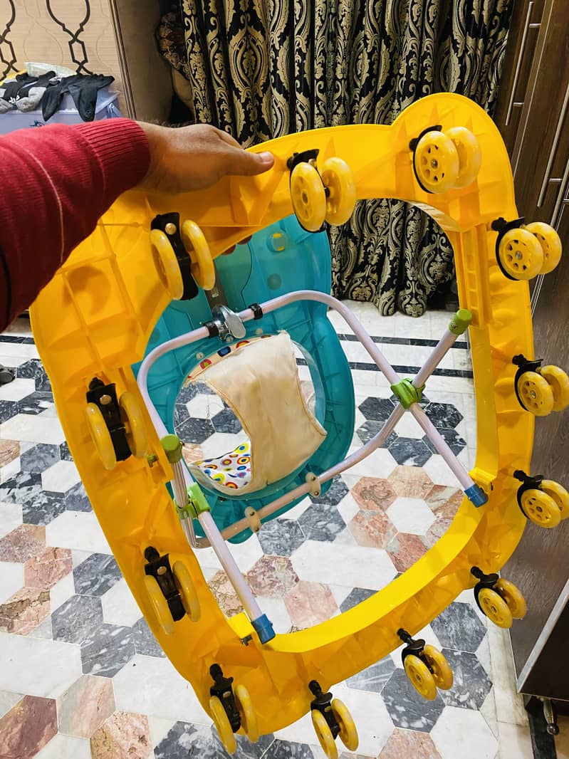 Baby walker 1