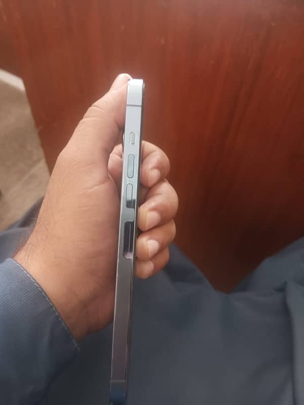 Iphone 13 pro max 256gb pta approved 3