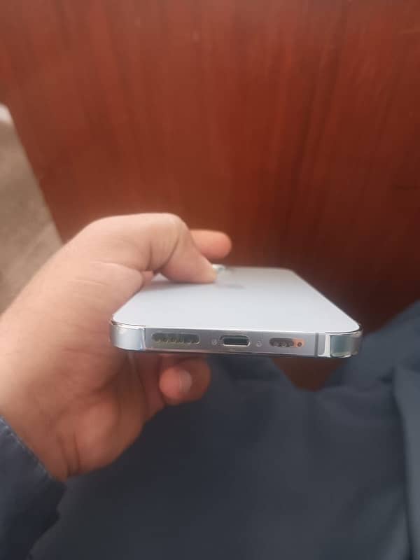 Iphone 13 pro max 256gb pta approved 4