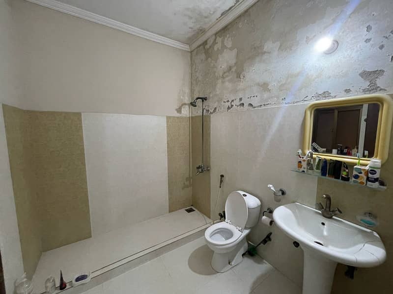 1 Kanal Tile Floor Is Upper Portion Is For Rent In Wapda Town Block E1. 15