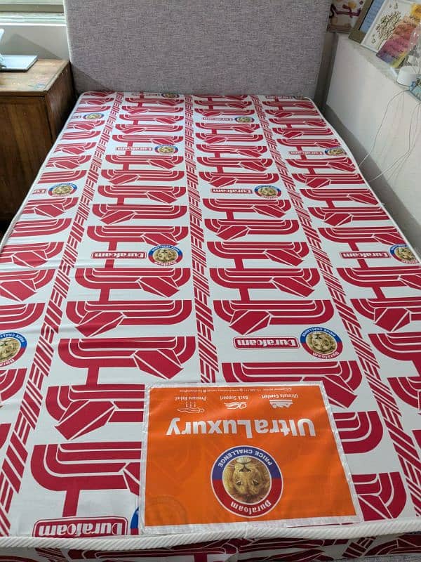 8 inch Brand New Durafoam Ultra luxury mattress 0
