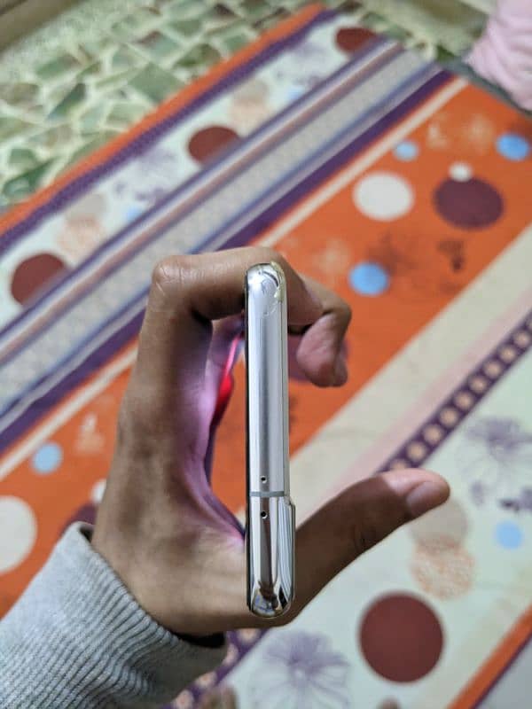 Samsung s21 4
