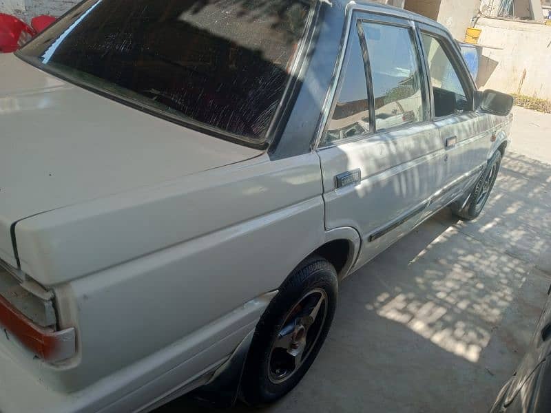 Nissan Sunny 1989 2