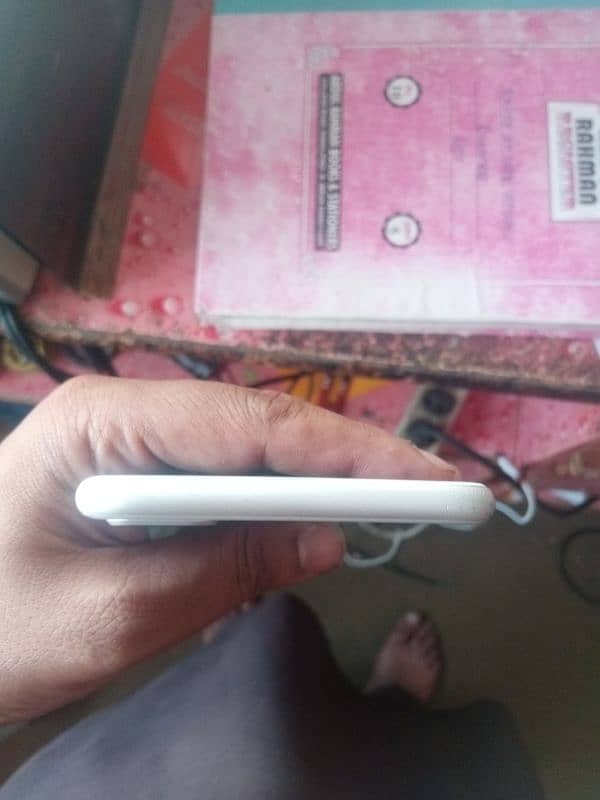 iPhone 8plus 64 non pta 0