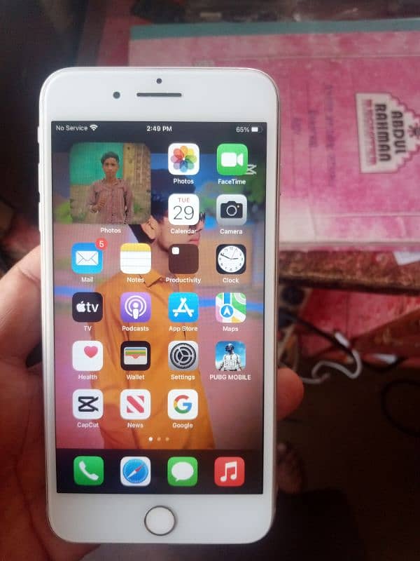 iPhone 8plus 64 non pta 4