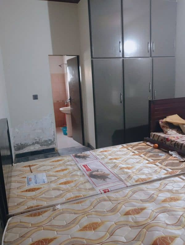 Huda Girls Hostel Walton Road Al Noor Town  For Students & Employees 4