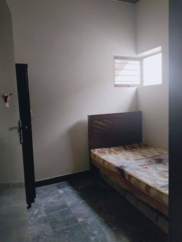 Huda Girls Hostel Walton Road Al Noor Town  For Students & Employees 5