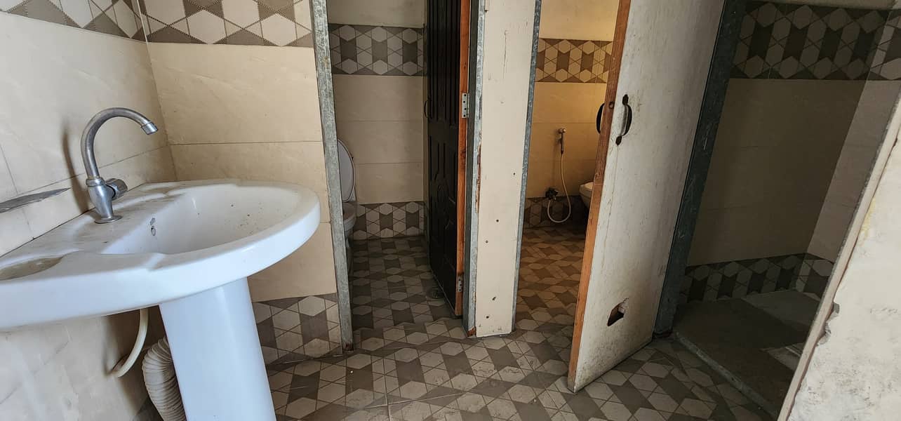 Office Available For Rent 10