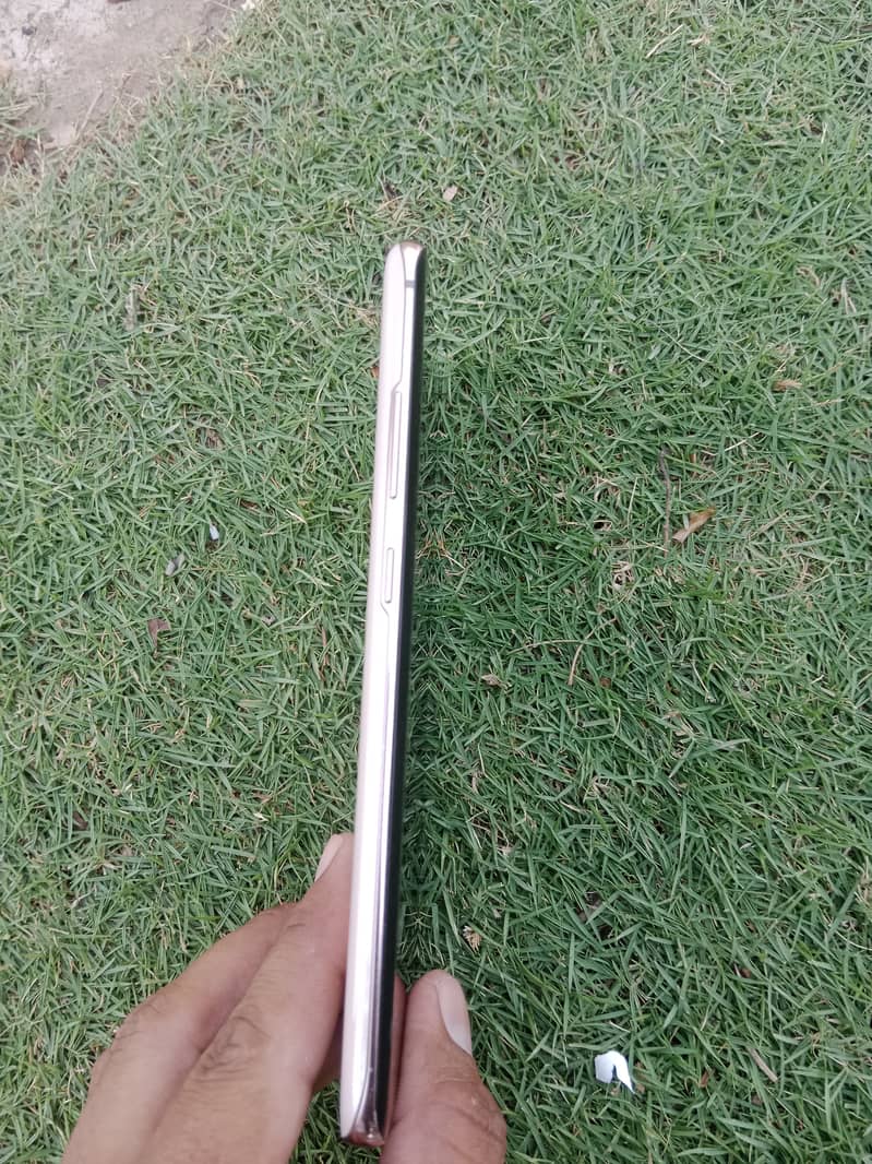 Samsung Mobile S10 5G 03024208260 1