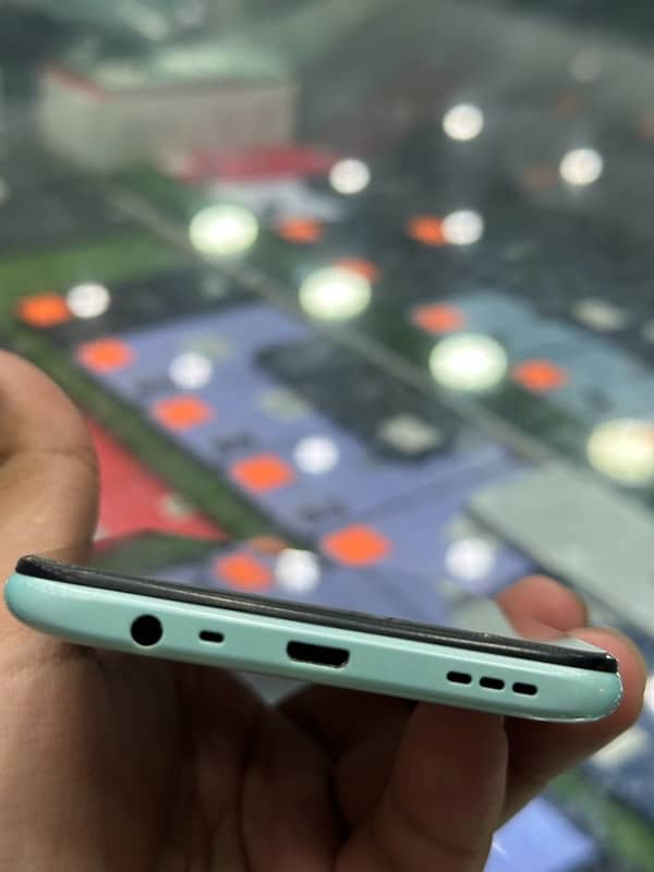 OppO A31 6 / 128 GB 4