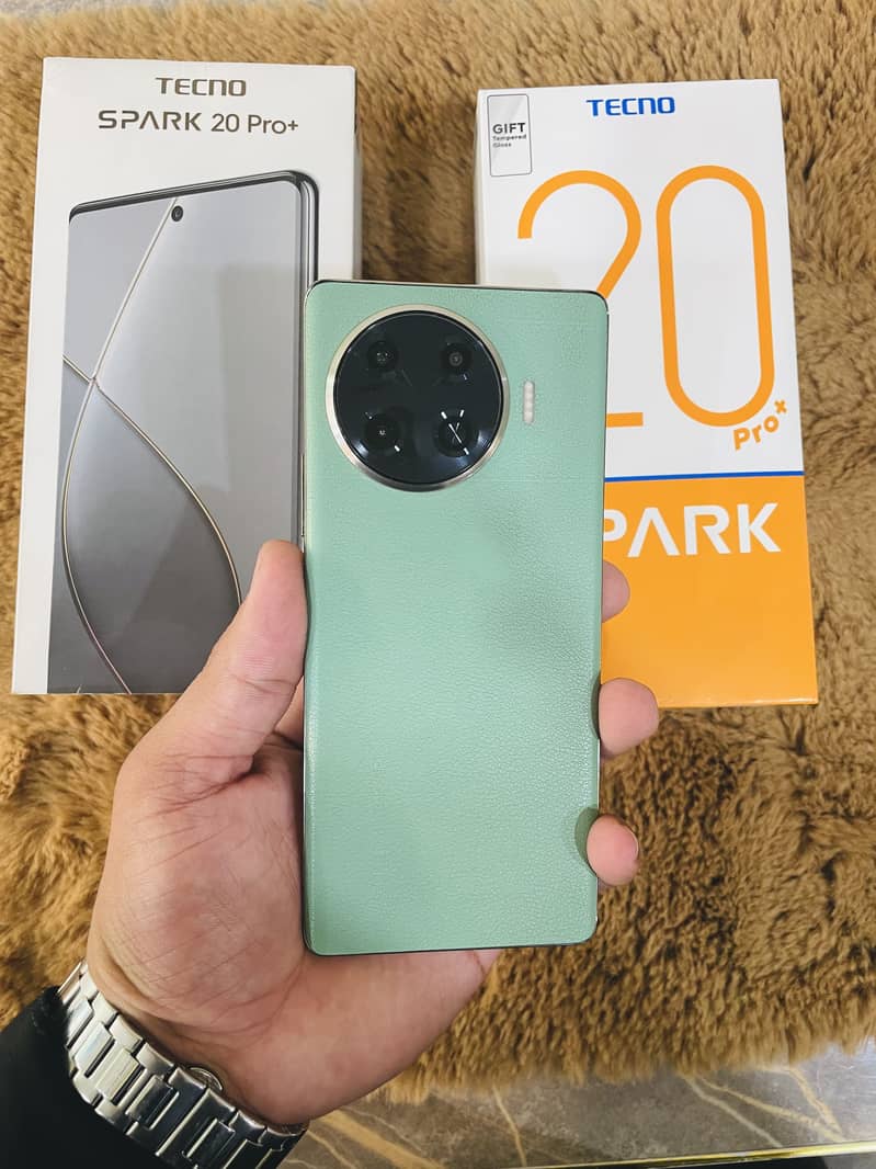 Tecno. Spark. 20. pro+ 0