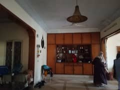 10 Marla Upper Portion In Central Allama Iqbal Town For Rent